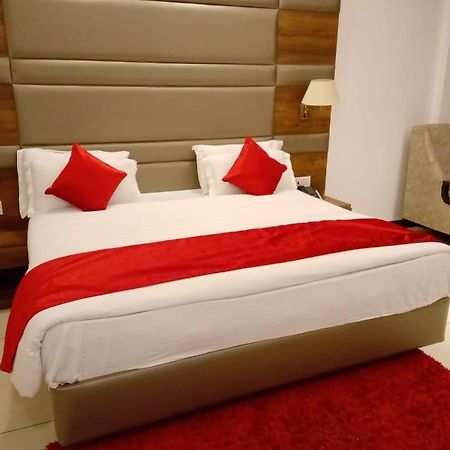 Hotel Green Orchid Udhampur Zewnętrze zdjęcie