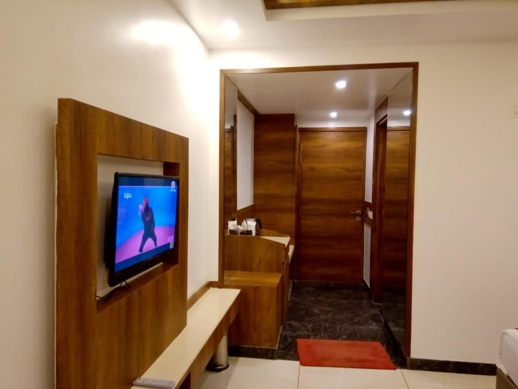 Hotel Green Orchid Udhampur Zewnętrze zdjęcie