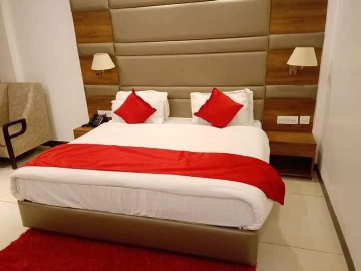 Hotel Green Orchid Udhampur Zewnętrze zdjęcie